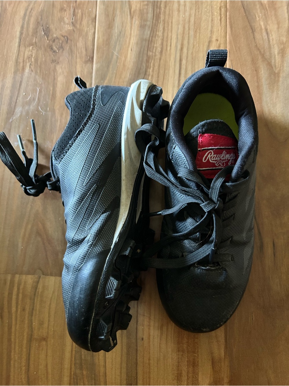 Rawlings Boys’ Black Athletic Cleats